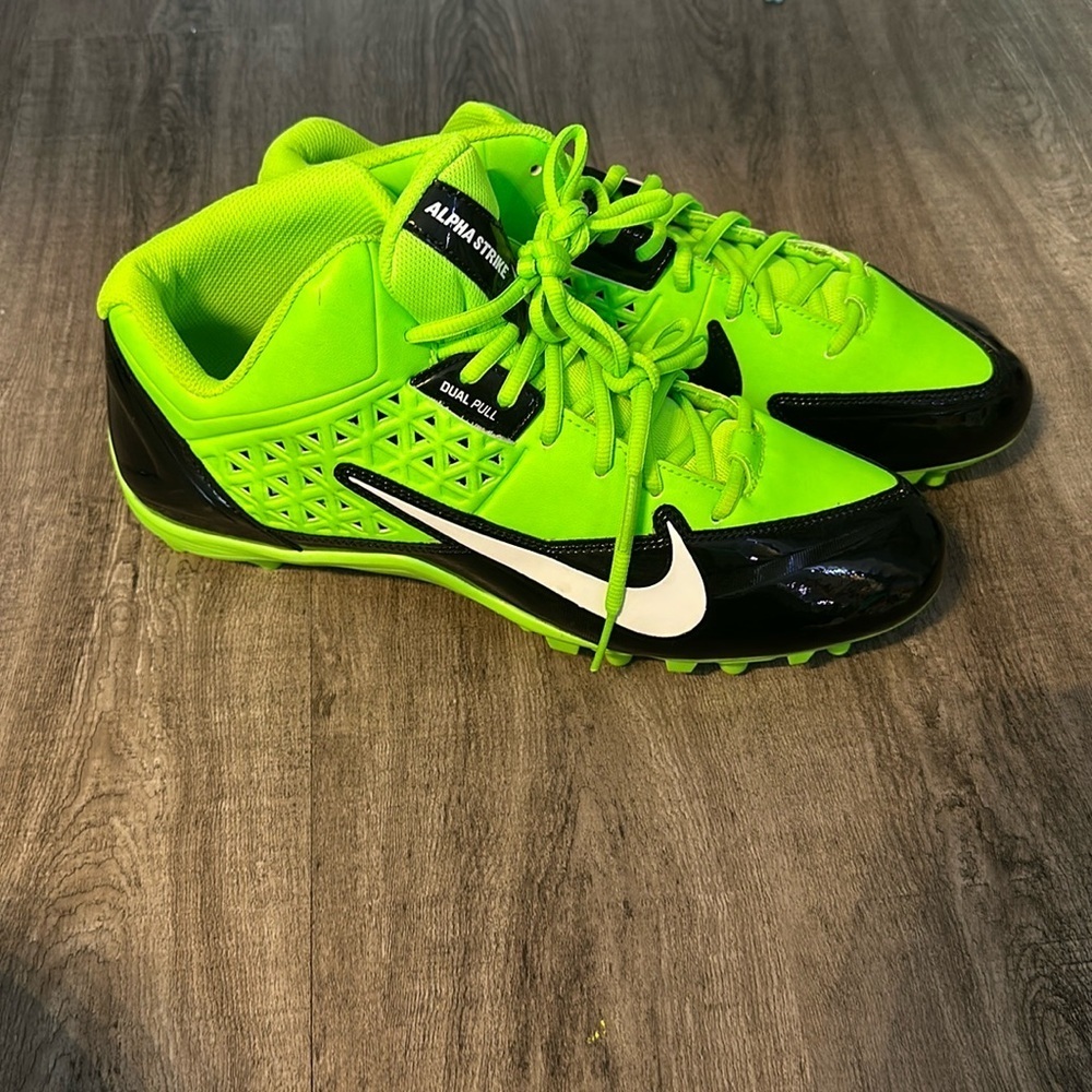 Nike Alpha Strike 3/4 size 13